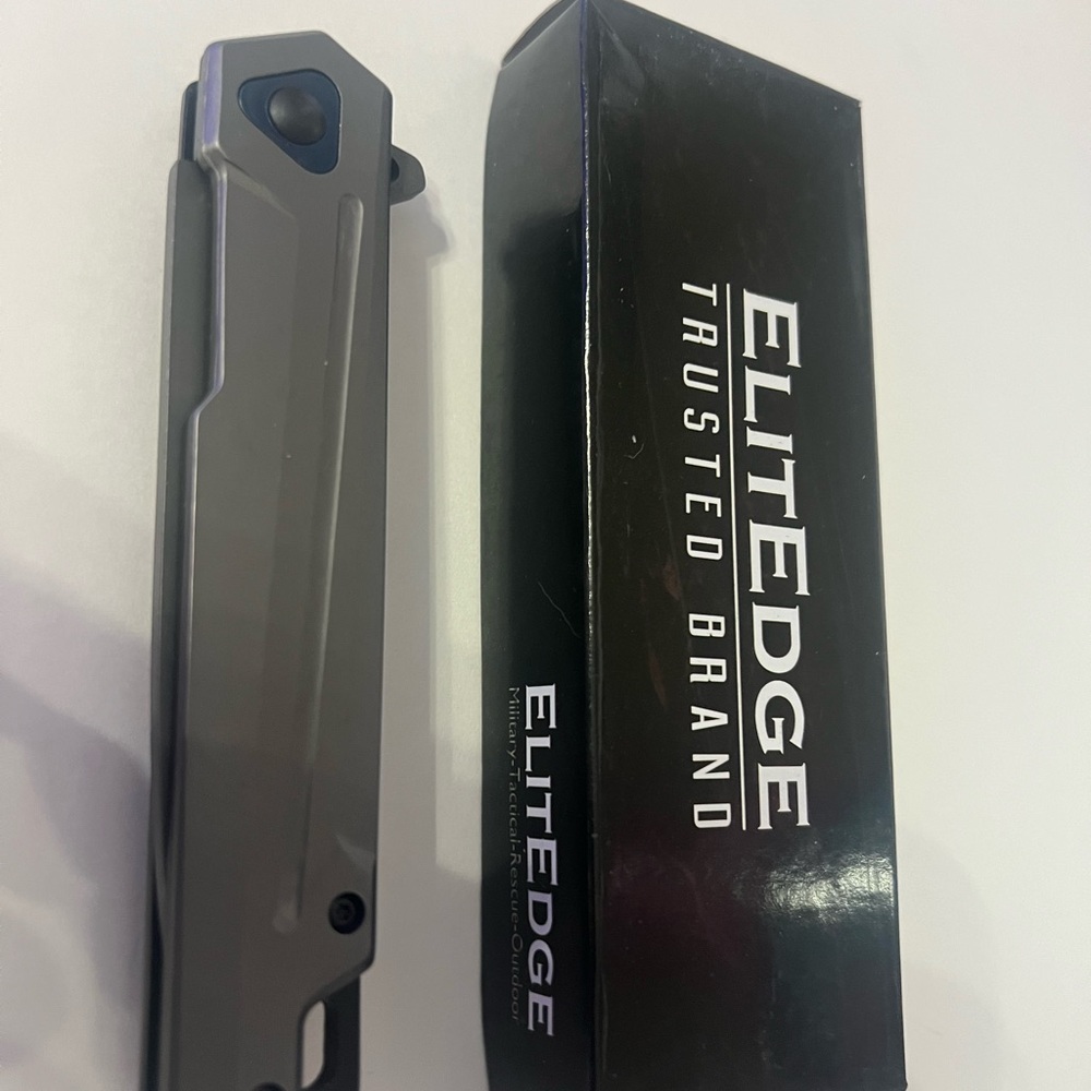 10-A122GY Elitedge grey gentleman style knife